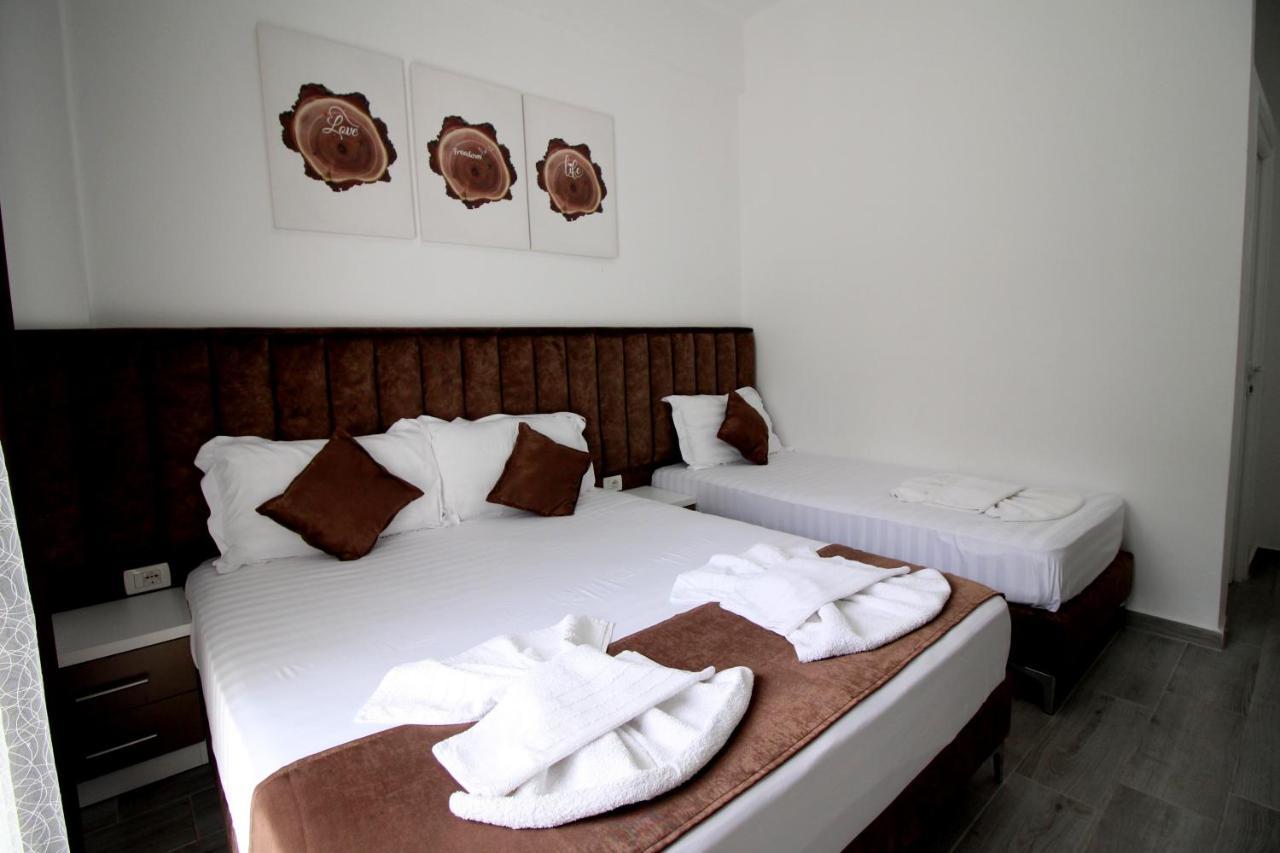 Hotel Vila Kapllani Саранда Экстерьер фото