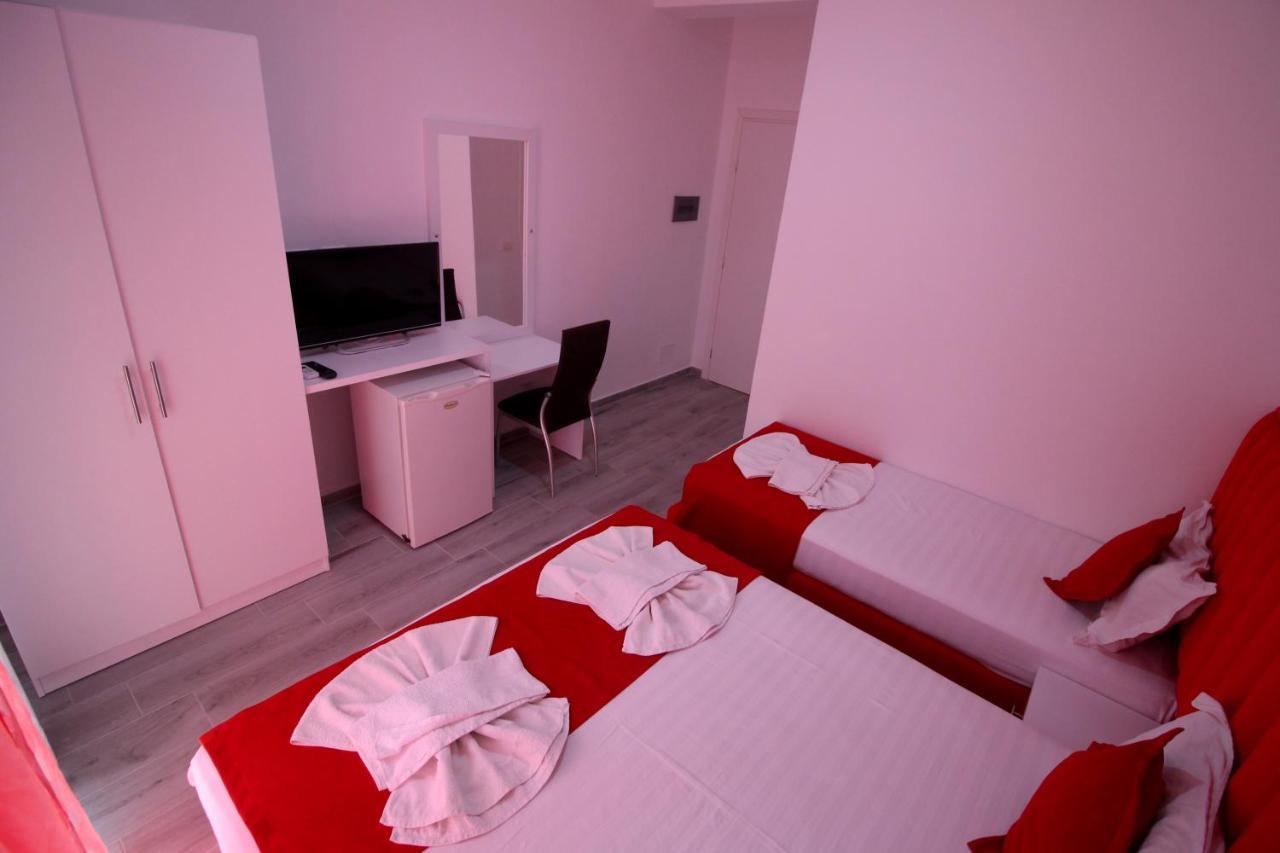 Hotel Vila Kapllani Саранда Экстерьер фото