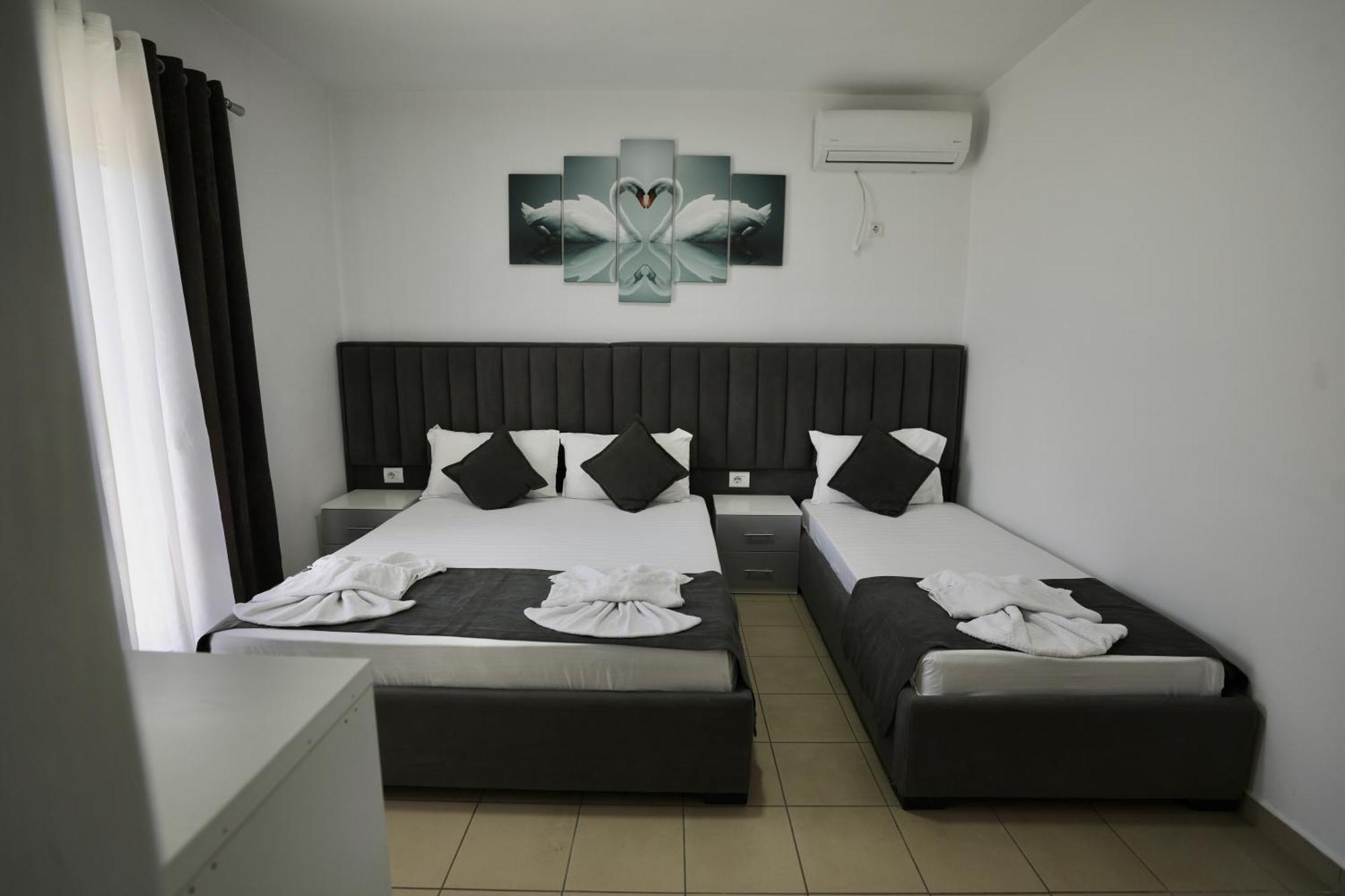 Hotel Vila Kapllani Саранда Экстерьер фото
