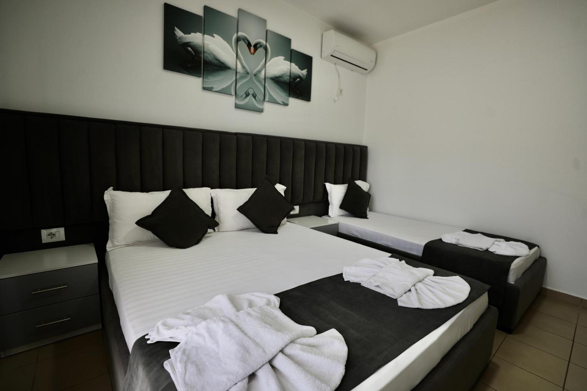 Hotel Vila Kapllani Саранда Экстерьер фото