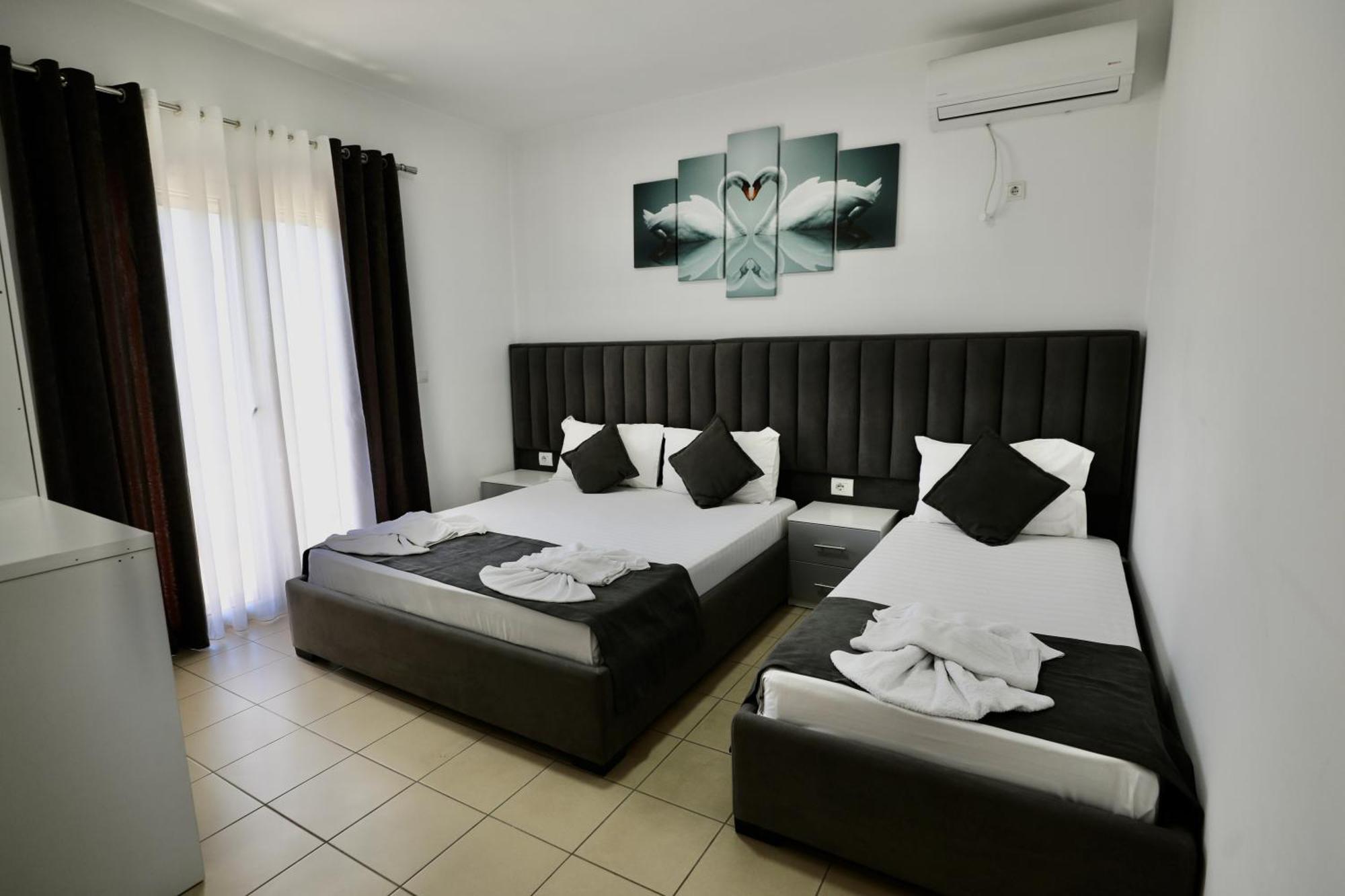 Hotel Vila Kapllani Саранда Экстерьер фото